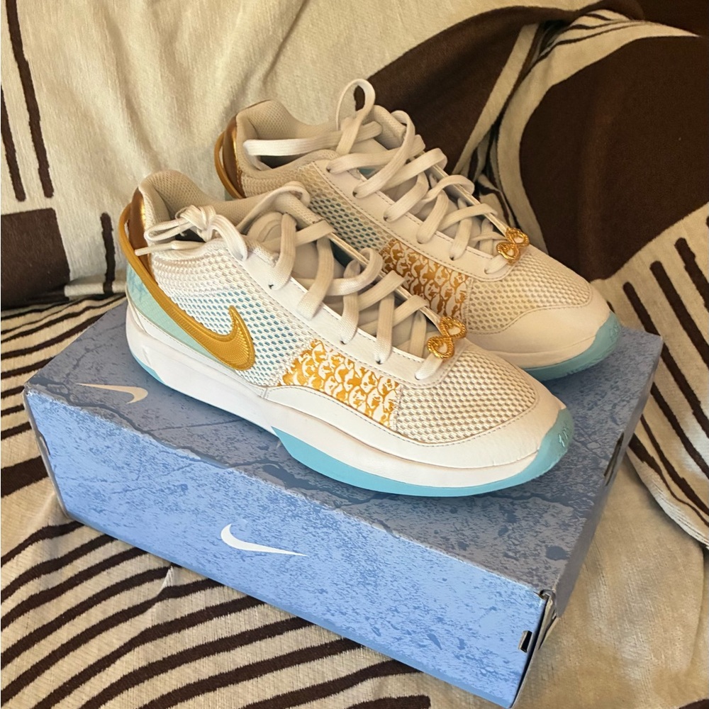 Men’s size 8 Chinese New Year JA 1